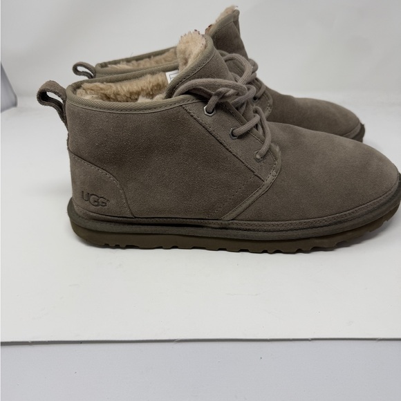 UGG Boots Women's Neumel Chukka Boot Ankle Lace-Up Shoes Sherpa Lined‎ Sz 11 - Picture 1 of 11
